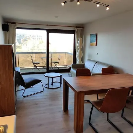 Mooie Studio Te Met Zicht Op Zee * Koksijde
